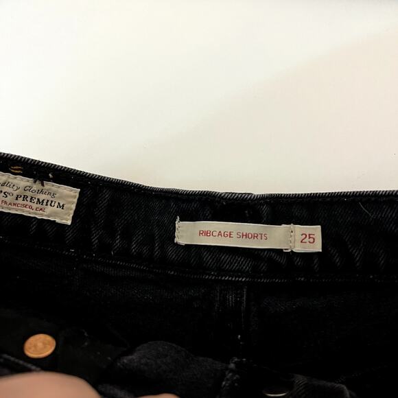 Levi's Black Ribcage Denim Shorts LAST CALL - Picture 4 of 5